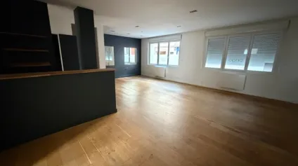LOCAL COMMERCIAL 79 M² HYPER CENTRE VILLE BREST - Offre immobilière - Arthur Loyd