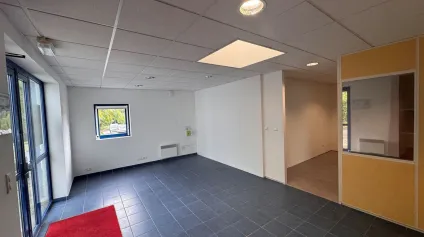 A LOUER BUREAUX DE 170m² A QUIMPER - Offre immobilière - Arthur Loyd