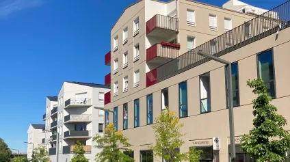 LOCAUX COMMERCIAUX A LOUER A VENDRE A LORIENT - Offre immobilière - Arthur Loyd