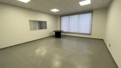 A LOUER CELLULE D'ACTIVITE DE 399m² - SAINT-MARCEL - Offre immobilière - Arthur Loyd