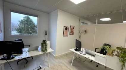 A LOUER BUREAUX 127 M2 COMPIEGNE - ZAC DE MERCIERES - Offre immobilière - Arthur Loyd