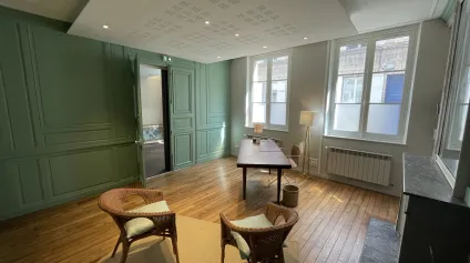 A LOUER BUREAUX 50 M2 COMPIEGNE - PALAIS IMPÉRIAL - Offre immobilière - Arthur Loyd