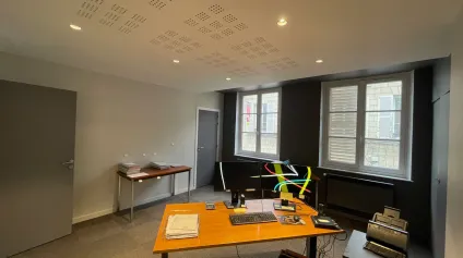 A LOUER BUREAUX 205 m2 COMPIEGNE PALAIS IMPÉRIAL - Offre immobilière - Arthur Loyd