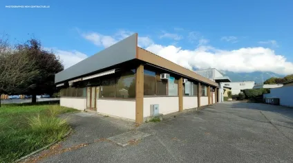 Votre futur local commercial au cur de la zone du Chiriac - Offre immobilière - Arthur Loyd