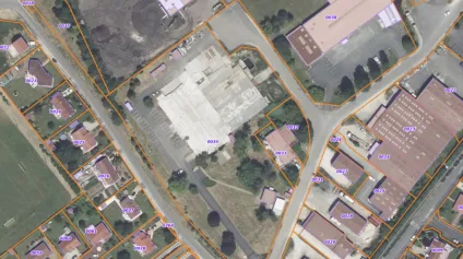 Terrain de 13 000 m2 à Saint Ay, zone industrielle - Offre immobilière - Arthur Loyd