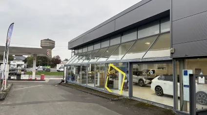 Bâtiment à vendre sur un axe majeur de Pithiviers (Pithiviers - Etampes) - dans le Loiret 45 - Offre immobilière - Arthur Loyd