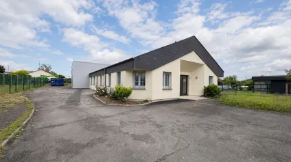 Ouest Métropole - La Chapelle Saint Mesmin - Bâtiment d'activités avec bureaux à vendre - 400 m2 - Offre immobilière - Arthur Loyd