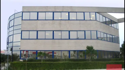 Bureaux à louer Mauguio petites surfaces parking mutualisé - Offre immobilière - Arthur Loyd