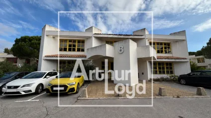 Bureaux à louer Montpellier Parc Club du Millénaire avec parking disponible - Offre immobilière - Arthur Loyd