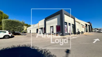 Location local commercial à Grabels - centre commercial avec grande distribution - Offre immobilière - Arthur Loyd
