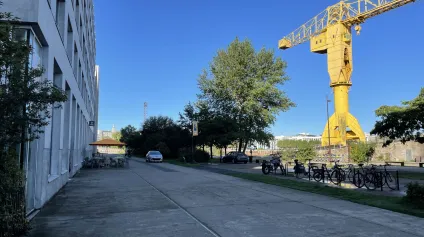 Cession de droit au bail - Cellule commerciale 160 m², Île de Nantes - zone dynamique, forte visibilité - Offre immobilière - Arthur Loyd