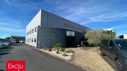 Local d activité à louer à Sainte Luce sur Loire avec 16 stationnements - Offre immobilière - Arthur Loyd