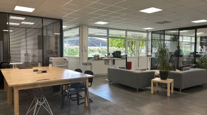 Bureaux à louer à Montoir de Bretagne 729 m2 avec parking visiteurs - Offre immobilière - Arthur Loyd