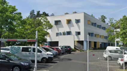 Bureaux à louer à Bouguenais immeuble indépendant avec 37 parkings - Offre immobilière - Arthur Loyd