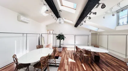 Bureau lumineux dans immeuble en pierre à louer - Bordeaux Triangle d'Or - Offre immobilière - Arthur Loyd