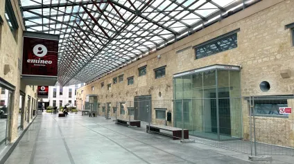 Bureaux ERP à louer aux Chartrons avec accès tramway immédiat - Offre immobilière - Arthur Loyd