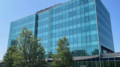 Bureaux à louer 776 m² à Pontoise proche gare et parkings extérieurs - Offre immobilière - Arthur Loyd