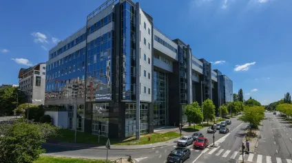 Bureaux à louer à Cergy quartier Préfecture accès direct RER A - Offre immobilière - Arthur Loyd