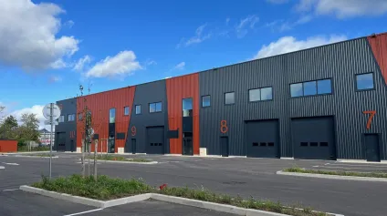 Locaux d'activité à louer à Saint-Ouen-l'Aumône lots dès 314 m² en neuf - Offre immobilière - Arthur Loyd