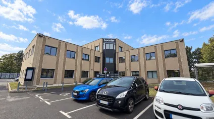 Bureaux à louer à Saint-Ouen-l'Aumône proche axes routiers et transports - Offre immobilière - Arthur Loyd