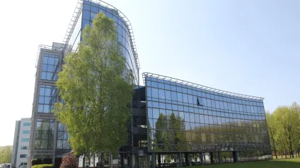 Bureaux à vendre à Villepinte divisibles au pied du RER B - Offre immobilière - Arthur Loyd