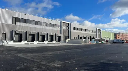 Entrepôts à louer à Garges-lès-Gonesse avec accès direct axes routiers - Offre immobilière - Arthur Loyd