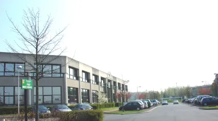 Locaux d'activité à louer à VILLEJUST 91140 - Offre immobilière - Arthur Loyd