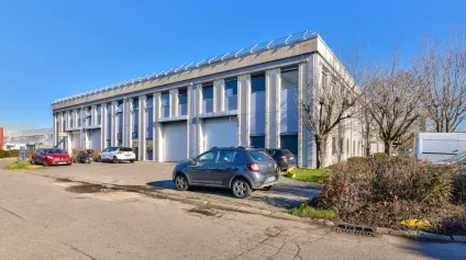 Locaux d'activité à louer à Aulnay-sous-Bois accès direct autoroutes - Offre immobilière - Arthur Loyd