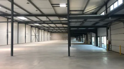 Locaux d activité à louer au Thillay avec accès direct Roissy CDG et axes routiers - Offre immobilière - Arthur Loyd