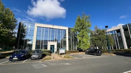 Bureaux à louer à Villebon-sur-Yvette programme de bon standing - Offre immobilière - Arthur Loyd