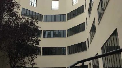 Bureaux opérés Paris 10 : Plateaux lumineux avec terrasse - Offre immobilière - Arthur Loyd