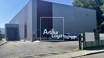 Location entrepôt avec quai poids-lourds à Quint-Fonsegrives - Zone Est - Offre immobilière - Arthur Loyd