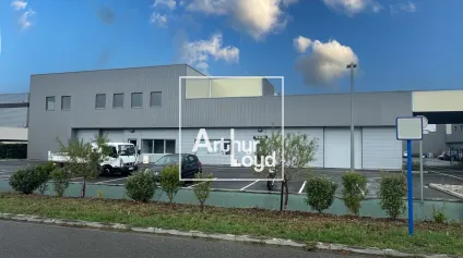 LOCAL D'ACTIVITE - A LOUER - ESCALQUENS - PARC RÉCENT PROCHE LABÈGE - Offre immobilière - Arthur Loyd