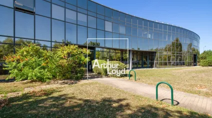 Bureaux à louer à Toulouse dans un environnement verdoyant et fonctionnel - Offre immobilière - Arthur Loyd