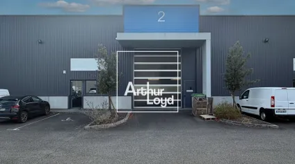LOCAL D'ACTIVITÉ À LOUER À TOULOUSE SUD - 215 m² AVEC ATELIER, BUREAUX ET SANITAIRES - Offre immobilière - Arthur Loyd