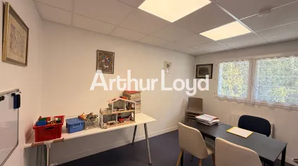 <br />Bureaux - À Louer - Caen<br /> - Offre immobilière - Arthur Loyd
