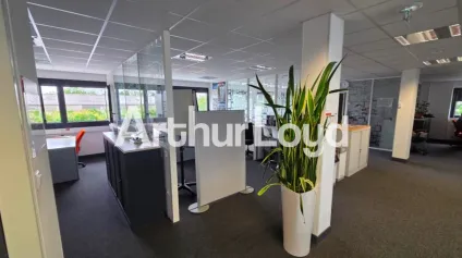 <br />Bâtiment d'activité - 4 112 m² - CAEN OUEST<br /> - Offre immobilière - Arthur Loyd