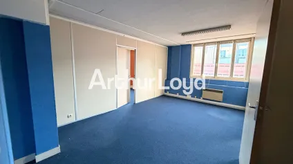 <br />Bureaux 300 m² Caen centre<br /> - Offre immobilière - Arthur Loyd