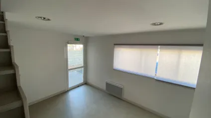 <br />Local d'activité à vendre de 203,6 m² avec bureaux et stockage au coeur de la zone d'activités de Périgny<br /> - Offre immobilière - Arthur Loyd