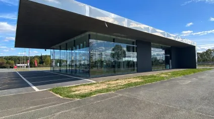 Local commercial à louer à LUISANT 28600 - Offre immobilière - Arthur Loyd
