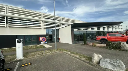BUREAUX à LOUER de 160.4 m² - Offre immobilière - Arthur Loyd
