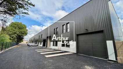 Locaux d activité neufs à louer à Lattes accès poids lourds et autoroutes - Offre immobilière - Arthur Loyd