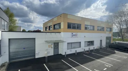 Bureaux à louer à MONT SAINT AIGNAN 76130 - Offre immobilière - Arthur Loyd