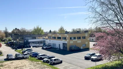 Bureaux à louer à MONT SAINT AIGNAN 76130 - Offre immobilière - Arthur Loyd