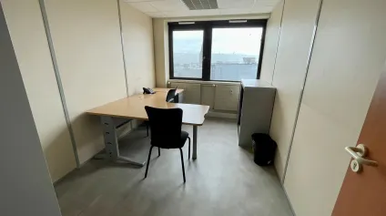 A LOUER : BUREAUX DE 136 M2 À ROUEN RIVE GAUCHE - Offre immobilière - Arthur Loyd