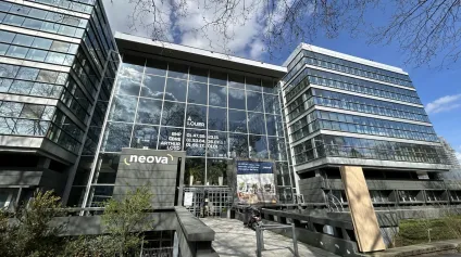 Bureaux à louer à Nanterre dans immeuble rénové proche La Défense - Offre immobilière - Arthur Loyd