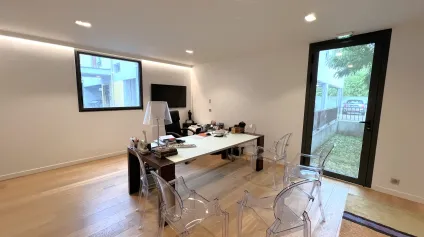 Bureaux à louer à Nanterre avec jardin privatif et accès transports en commun - Offre immobilière - Arthur Loyd