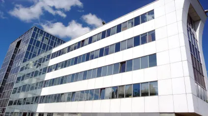 Bureaux à louer à Nanterre accès RN13 places de parking disponibles - Offre immobilière - Arthur Loyd