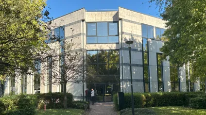 Bureaux à louer à Gennevilliers avec accès immédiat RER et axes routiers - Offre immobilière - Arthur Loyd