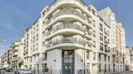 Bureaux à louer à Boulogne-Billancourt duplex lumineux proche transports - Offre immobilière - Arthur Loyd